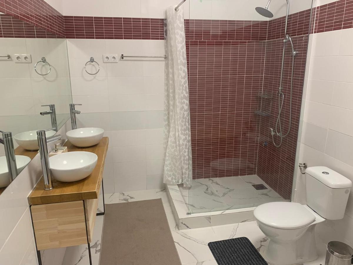 Standard Double Suite